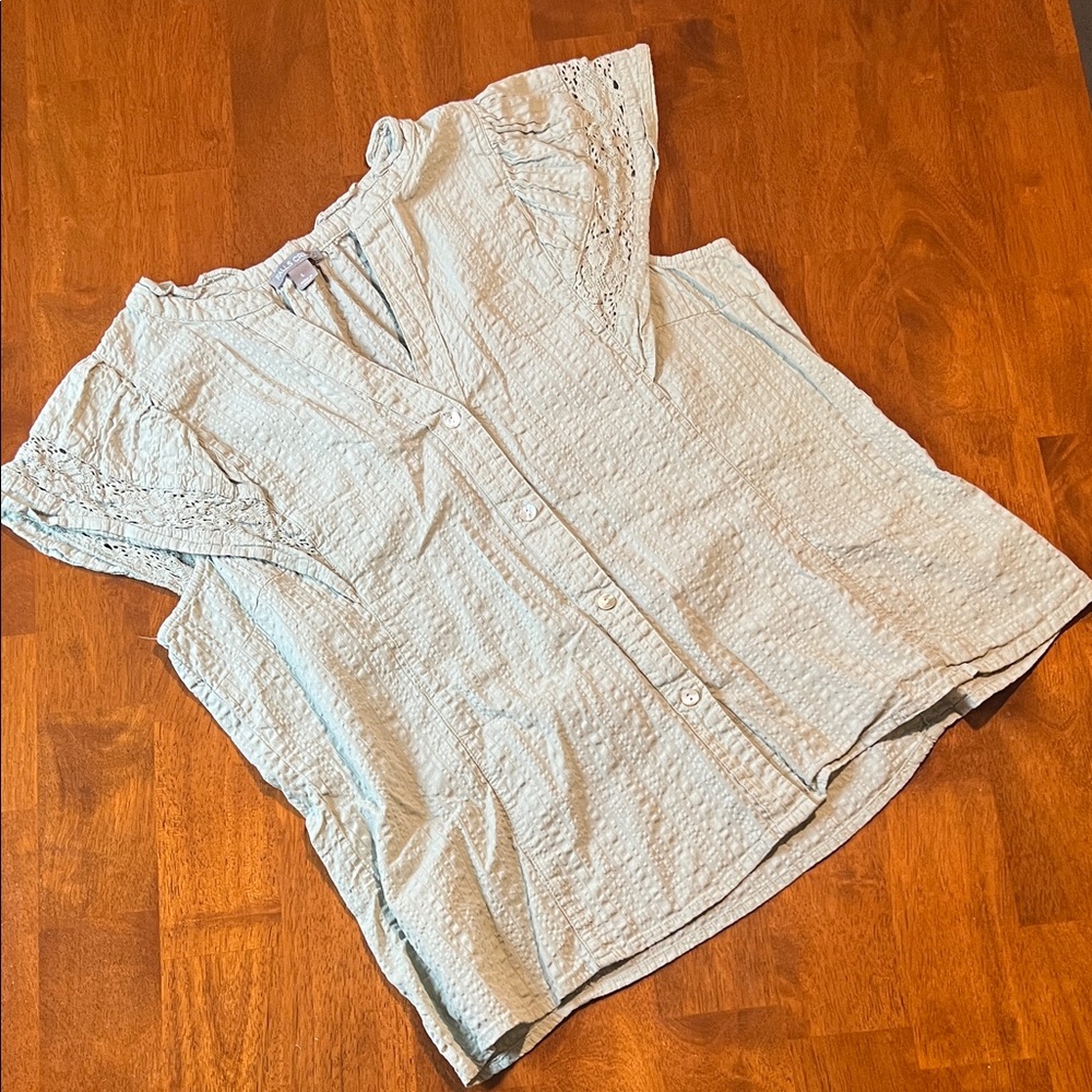 Falls Creek 100% Cotton Button-up Short Sleeve Top Size L